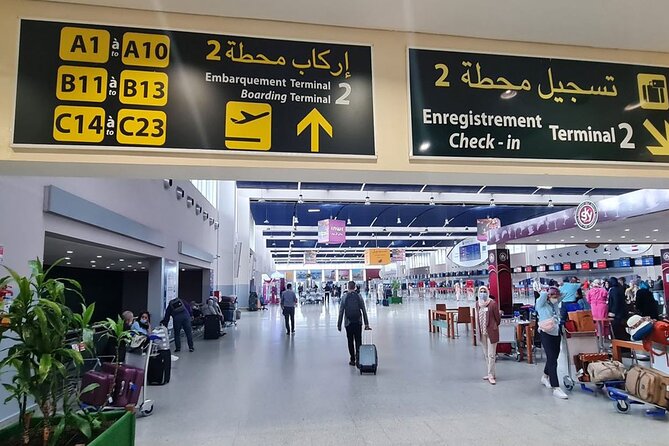 Casablanca to Airport transfer vehicle