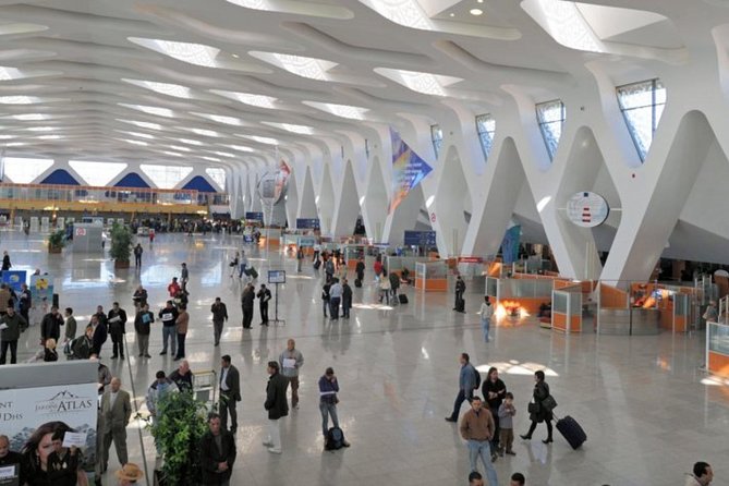 Casablanca to Airport transfer - Private vehicle
